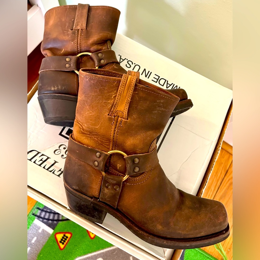 FRYE HARNESS BOOTS - Women’s size 9.5